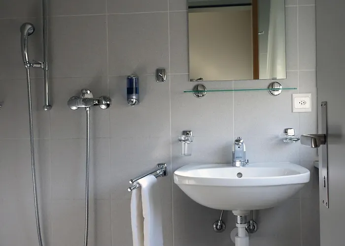 Hotellerie Franciscaine Otel Saint-Maurice