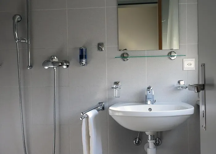 Szálloda Hotellerie Franciscaine Saint-Maurice